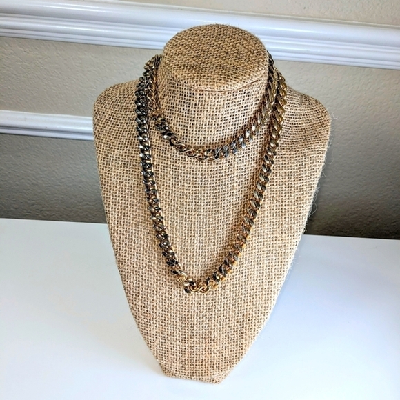 Gold Chain-link 15" Necklace - Picture 1 of 4